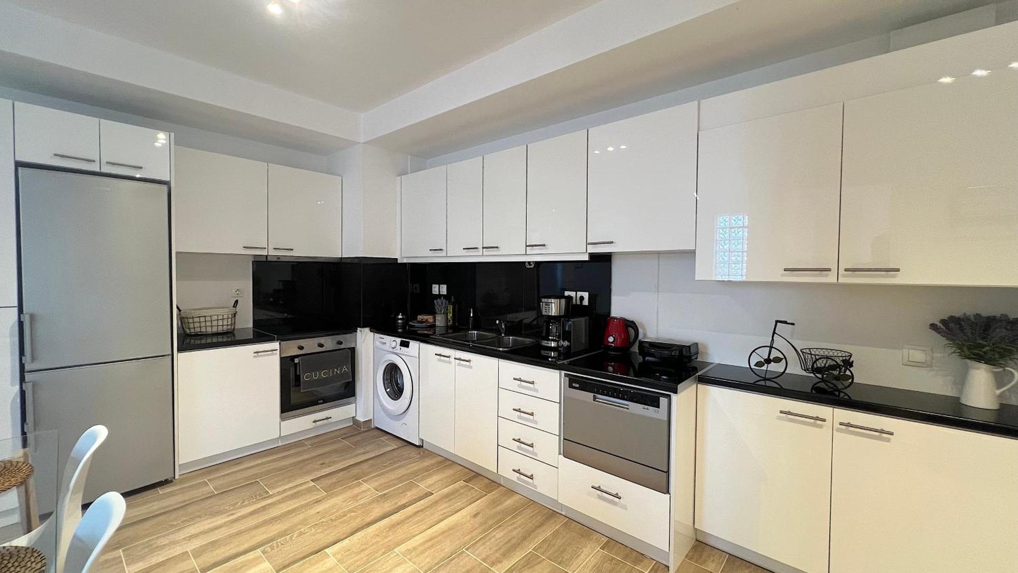 Pentelis Cozy Apt In Paleo Faliro Atenas Exterior foto